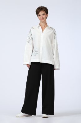 Блузка женская "Классика С росписью" модель 103Р цвет: белый